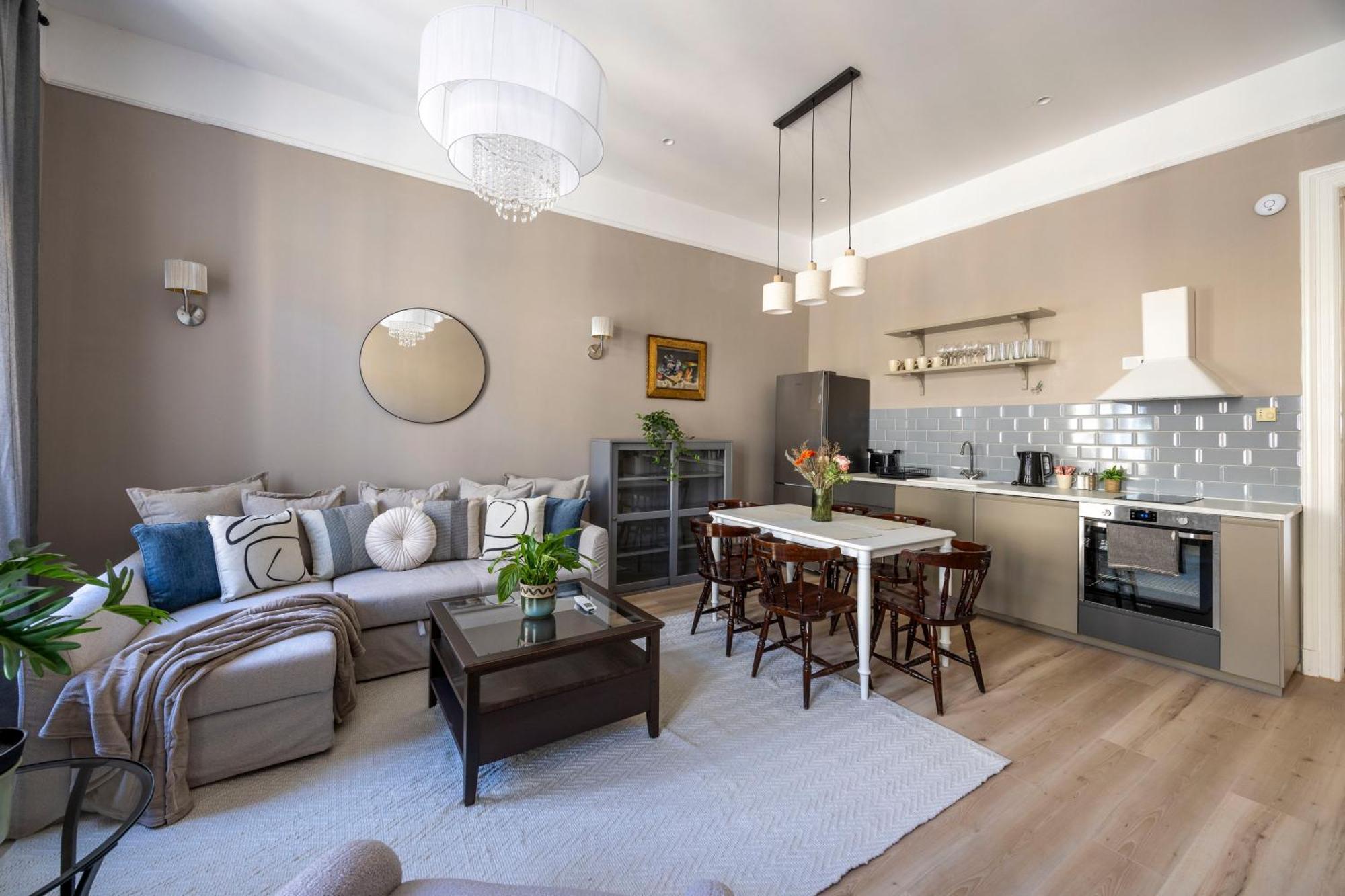 Charming Central Dream Home & Retreat By Prestige Homes Budapest Luaran gambar